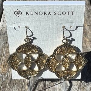 Kendra Scott Dawn Medallion Drop Earrings | Mixed Metal Gold & Silver | Retired